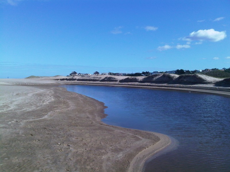 Terreno en venta en Balneario Buenos Aires.