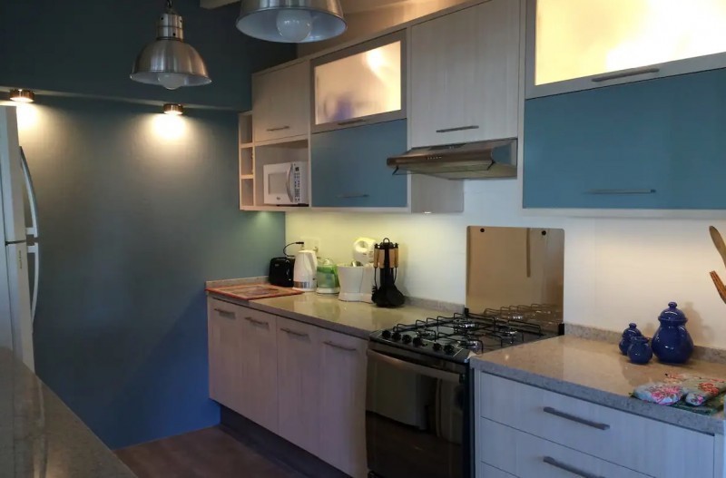 Cálido chalet en alquiler cerca del mar sobre Montoya, La Barra.