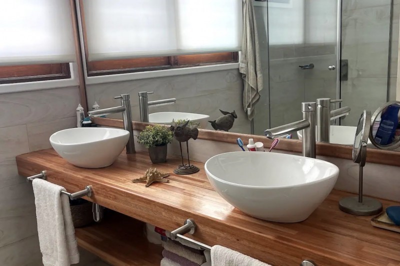 Cálido chalet en alquiler cerca del mar sobre Montoya, La Barra.