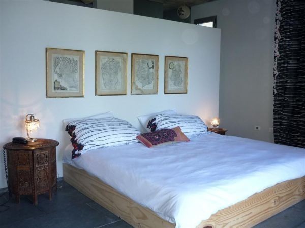 Moderna casa en alquiler y venta en Montoya, La Barra a 2 cuadras del mar.