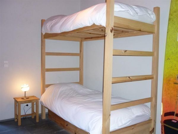 Moderna casa en alquiler y venta en Montoya, La Barra a 2 cuadras del mar.