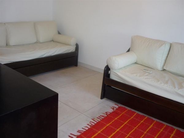 Casa en alquiler y venta sobre el bosque de Montoya, La Barra con vista al mar.