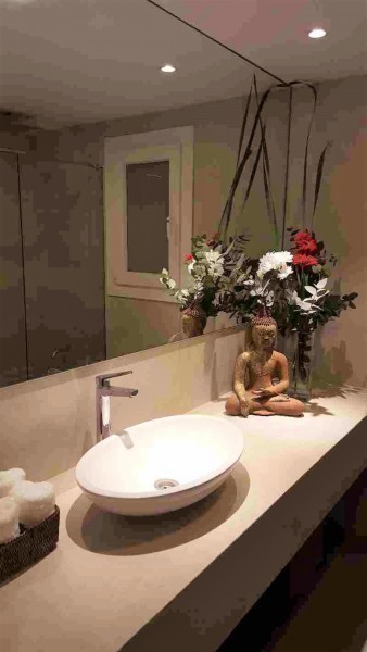 Encantadora casa en el corazón de La Barra reciclada con pileta