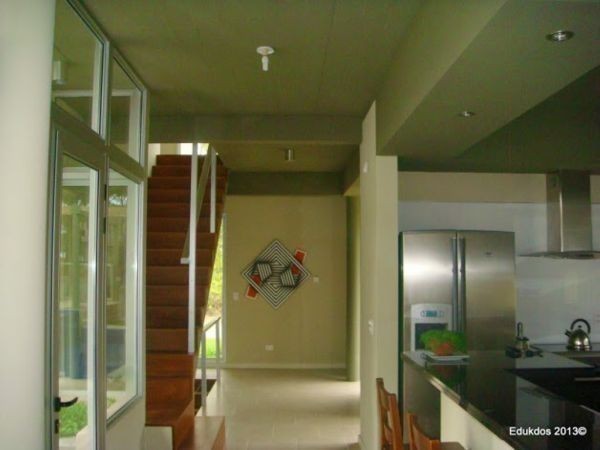 Importante casa en alquiler a poquitas cuadras del mar sobre Montoya, La Barra..