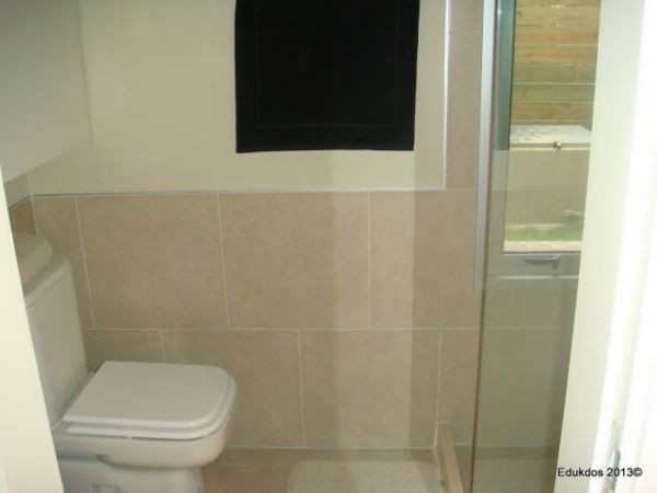 Importante casa en alquiler a poquitas cuadras del mar sobre Montoya, La Barra..