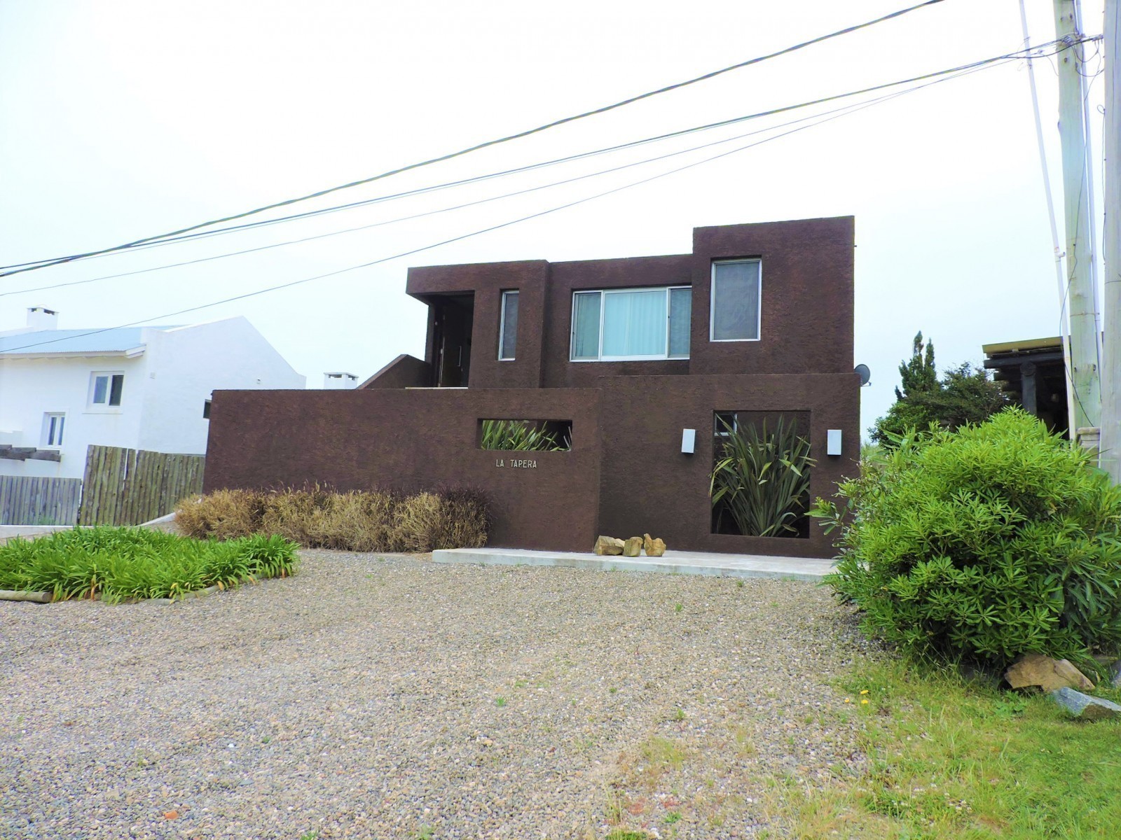 Importante casa en alquiler a metros del mar en El Chorro.