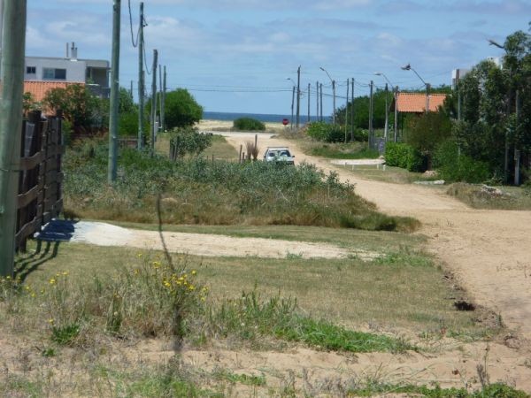 Terreno en venta en Balneario Buenos Aires.