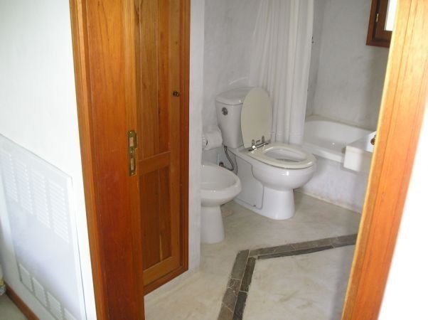 Excelente casa en alquiler en lo mejor de La Barra.