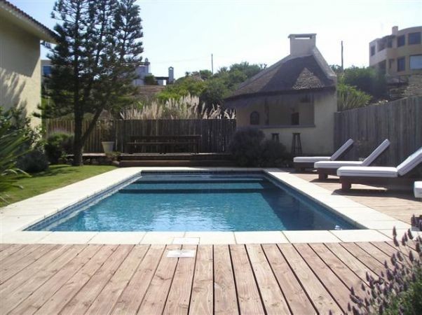 Importante casa en alquiler en El Chorro en primera línea