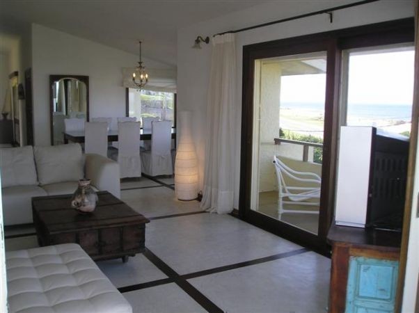 Importante casa en alquiler en El Chorro en primera línea