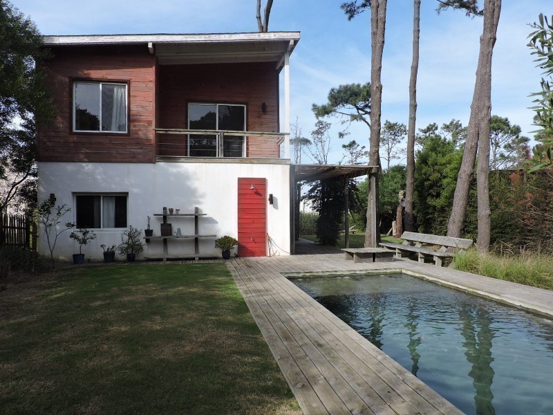 Importante casa en alquiler con vista al mar en Montoya, La Barra