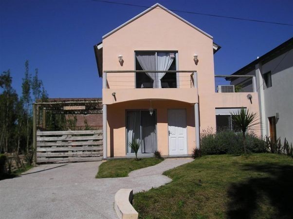 Casa en alquiler y venta en El Tesoro, La Barra.