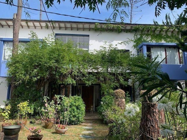 Casa en alquiler en el bosque de Montoya, La Barra a dos cuadras del mar