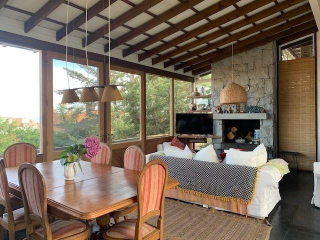 Casa en alquiler en el bosque de Montoya, La Barra a dos cuadras del mar