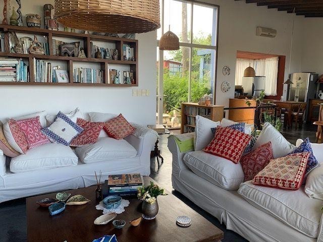 Casa en alquiler en el bosque de Montoya, La Barra a dos cuadras del mar