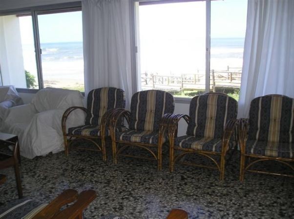 Casa en alquiler en La Posta del Cangrejo, La Barra sobre el mar