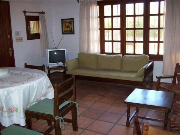 Casa calida en alquiler a pasos del arroyo para disfrutar del verano en La Barra