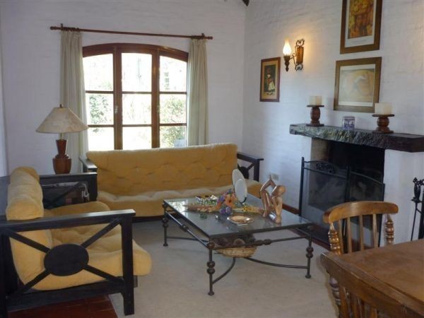 Casa en alquiler con pileta en La Barra cerquita de todo