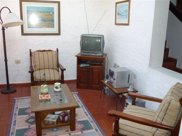 Casa en alquiler con pileta en La Barra cerquita de todo