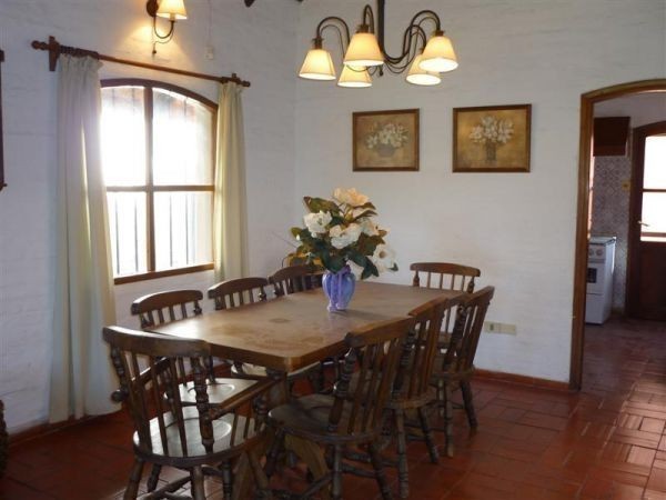 Casa en alquiler con pileta en La Barra cerquita de todo