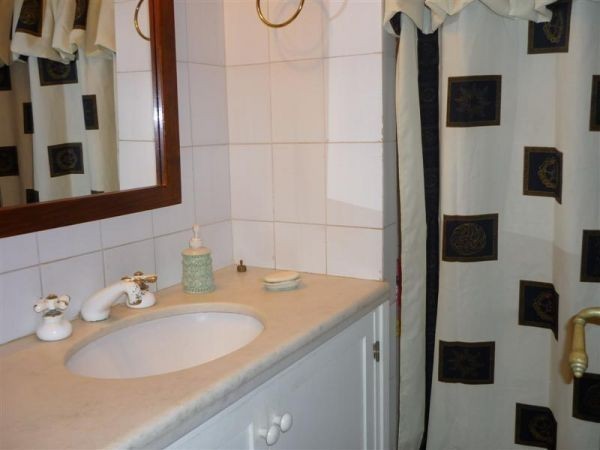 Casa en alquiler con pileta en La Barra cerquita de todo
