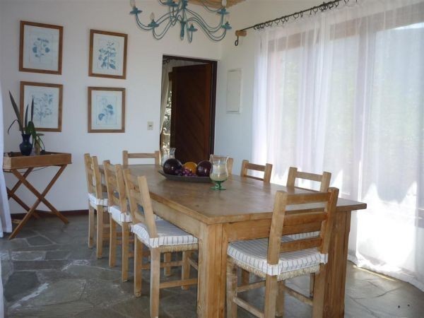 Increible casa en venta y alquiler en El Chorro a pasos del mar