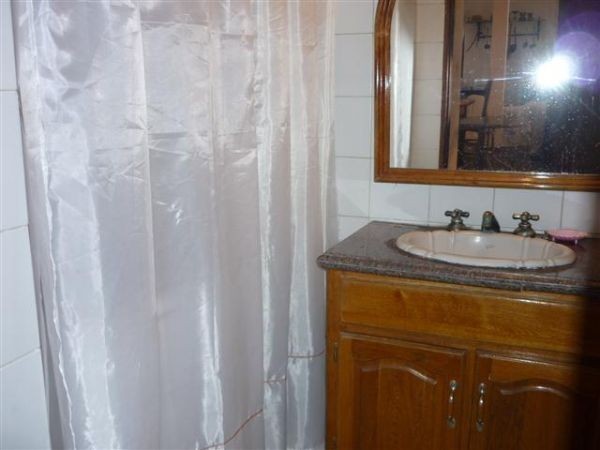 Casa en alquiler y venta con pileta en el bosque de Montoya, La Barra.