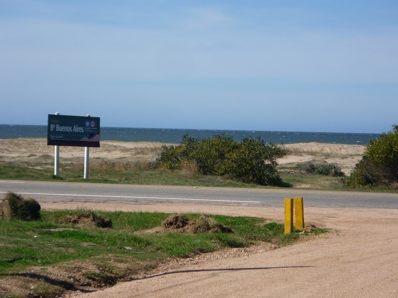 Terreno en venta en Balneario Buenos Aires.