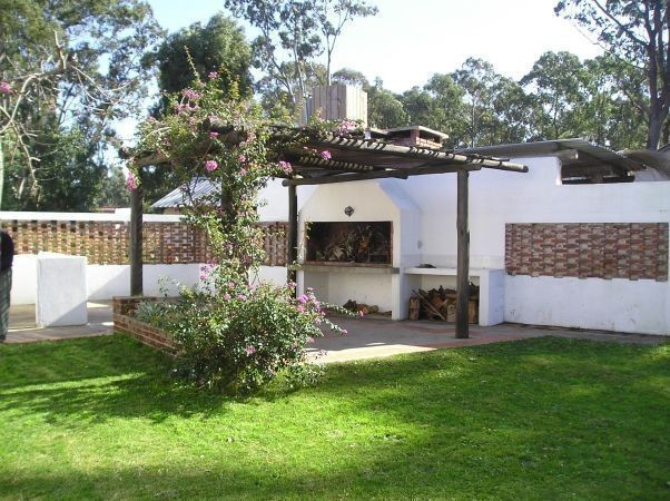 Hermoso chalet en alquiler a una cuadra del arroyo El Tesoro, La Barra