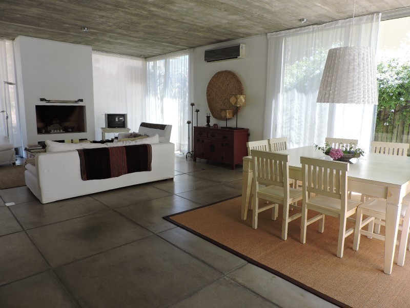 Moderna casa en alquiler y venta el lo mejor de Montoya 