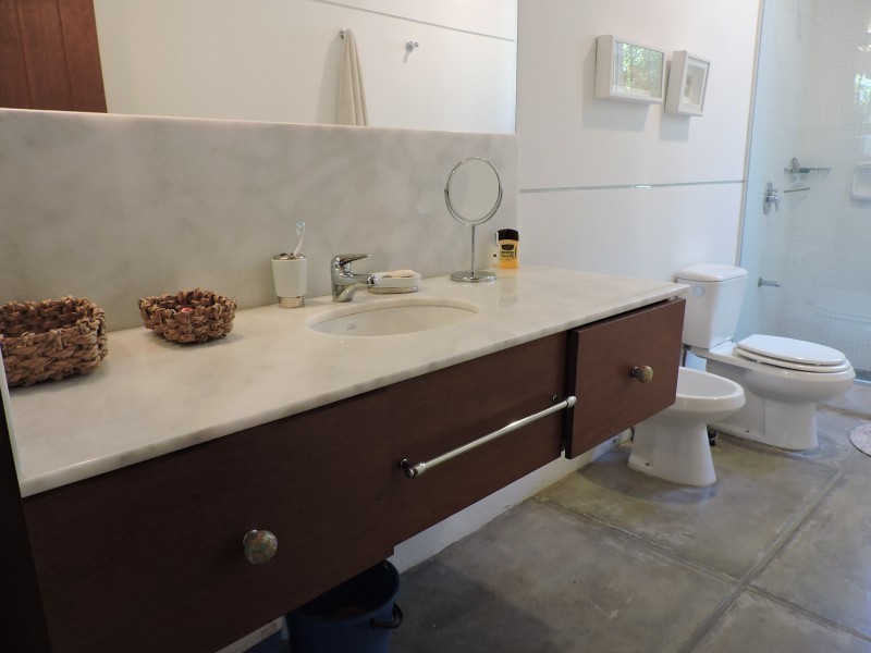 Moderna casa en alquiler y venta el lo mejor de Montoya 
