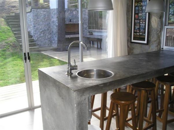 Moderna casa en alquiler sobre Montoya, La Barra