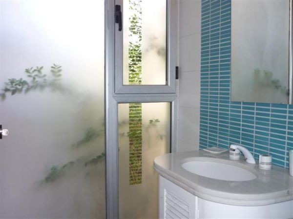 Moderna casa en alquiler sobre Montoya, La Barra