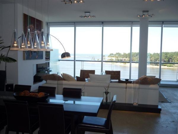 Impactante Penthouse en alquiler en La Barra