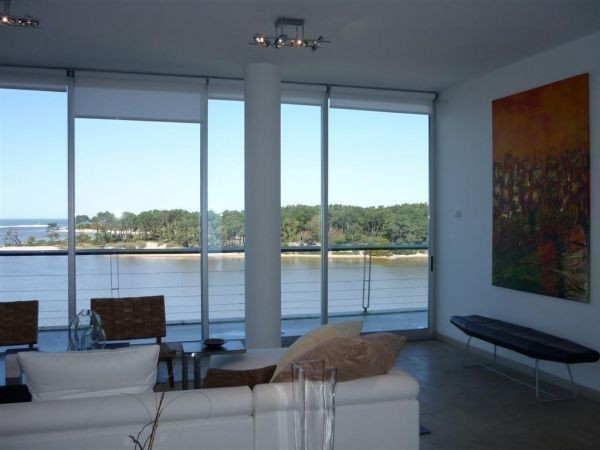 Impactante Penthouse en alquiler en La Barra