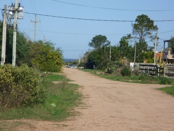 Terreno en venta en Balneario Buenos Aires.