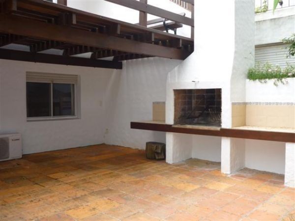 Comodo departamento duplex en alquiler en el corazon de La Barra.