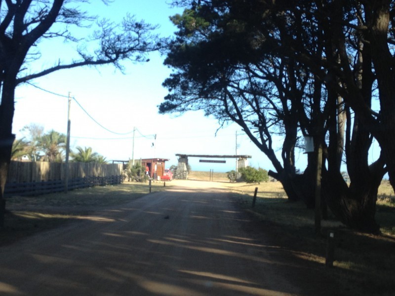 Terreno en venta en barrio privado San Vicente.