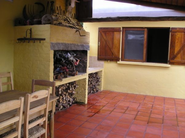 Hermoso chalet en alquiler y venta con todas las comodidades, en Manantiales.