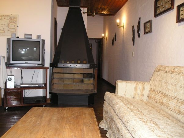Hermoso chalet en alquiler y venta con todas las comodidades, en Manantiales.