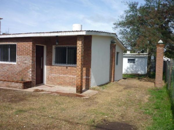Casa en venta en Balneario Buenos Aires.