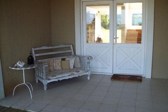 Importante casa en alquiler frente al mar en Montoya, La Barra.