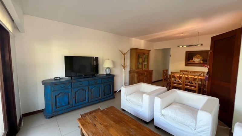 Cómodo departamento de 3 dorm en alquiler a pasos del mar en La Barra