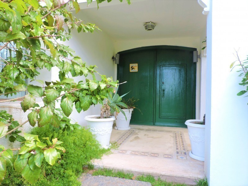 Lindisima casa en alquiler en El Chorro con espectaculares vistas al mar