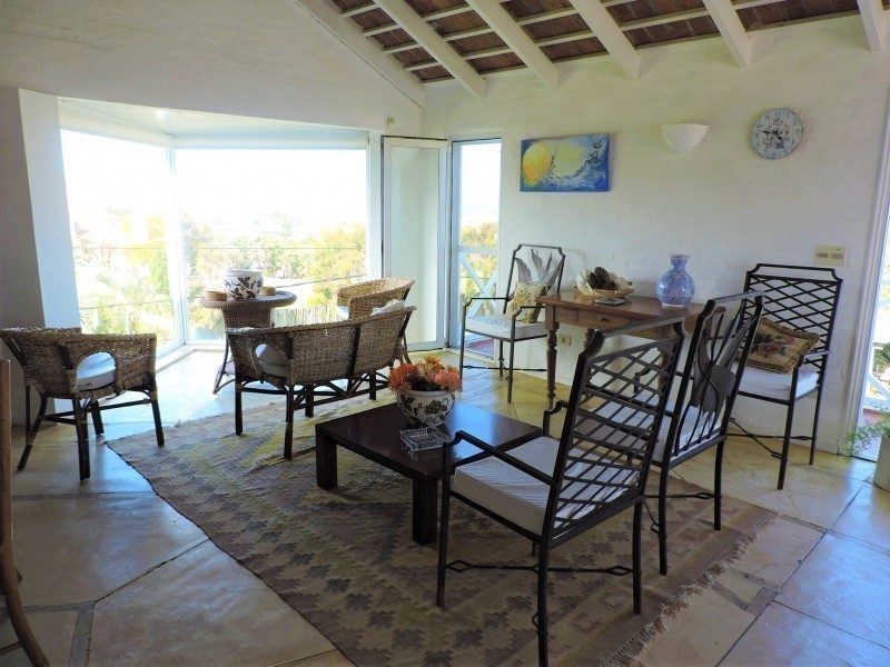 Lindisima casa en alquiler en El Chorro con espectaculares vistas al mar