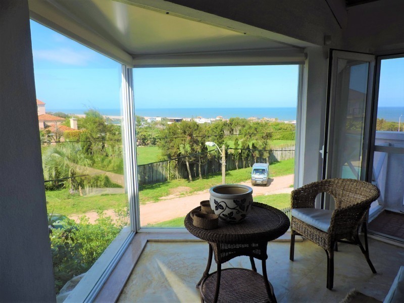 Lindisima casa en alquiler en El Chorro con espectaculares vistas al mar