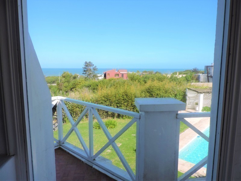Lindisima casa en alquiler en El Chorro con espectaculares vistas al mar