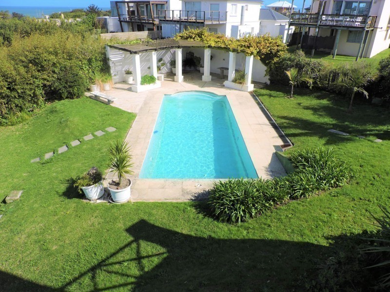 Lindisima casa en alquiler en El Chorro con espectaculares vistas al mar