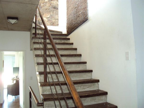 Moderna casa en alquiler con vista al mar y pileta sobre Montoya, La Barra.