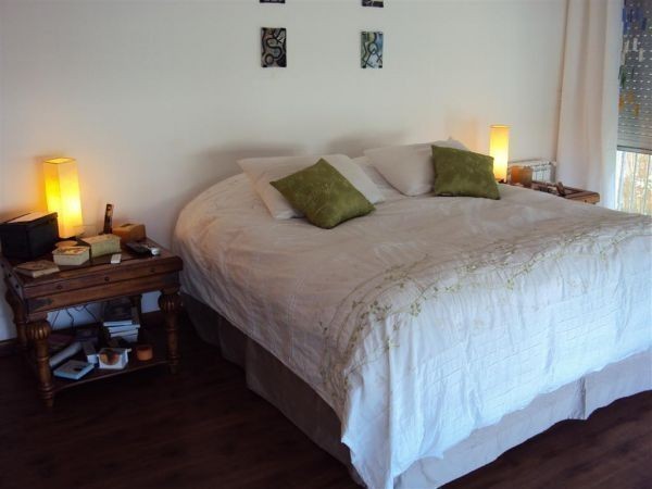 Moderna casa en alquiler con vista al mar y pileta sobre Montoya, La Barra.